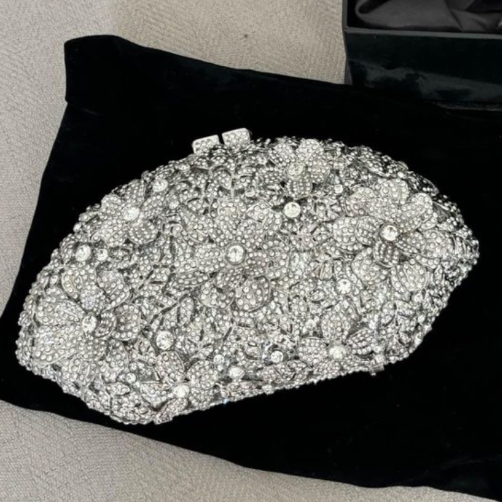 Purse / clutch - perfect for formal or wedding